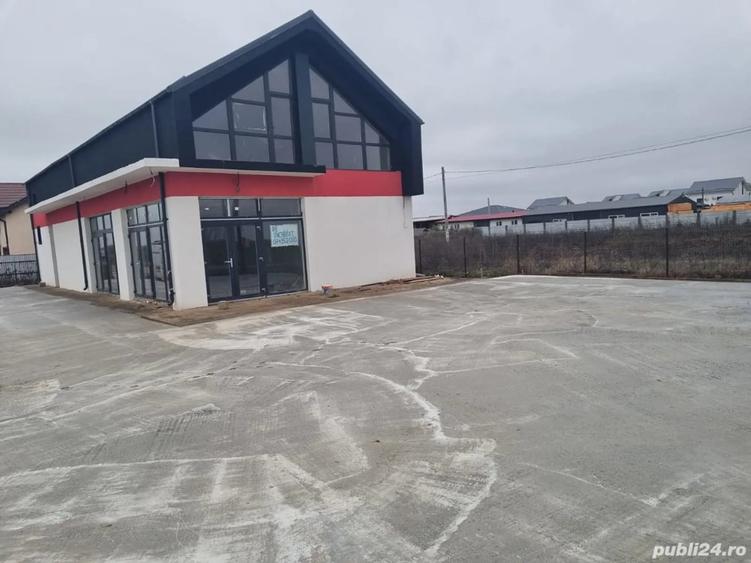 Spațiu comercial, de 300 mp, în Vidra