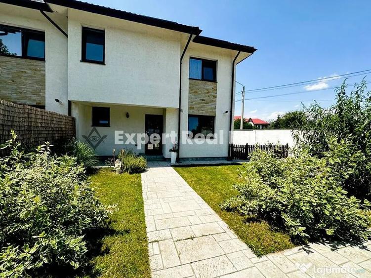Casă cu 4 camere cu Teren 300 Mp în Central