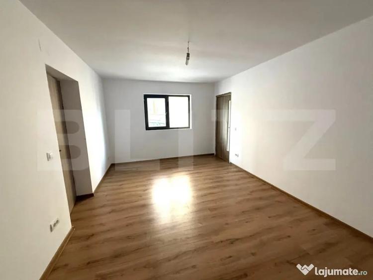 Casă cu 3 camere cu Teren 454 Mp în Central