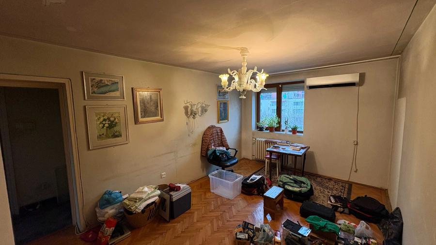 Apartament cu 3 camere semidecomandat, mobilat în Parcul Circului