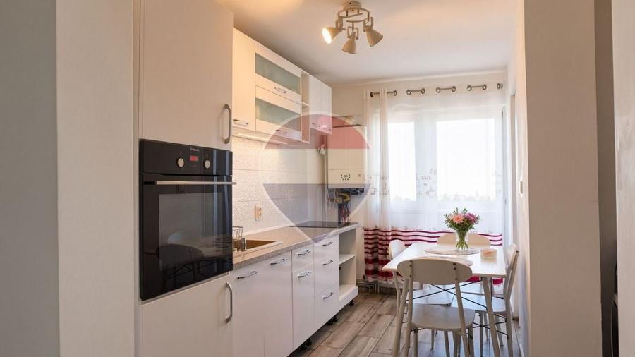 Apartament cu 3 decomandat de vânzare pe Calea Bucuresti 63 mp+balcon - 2