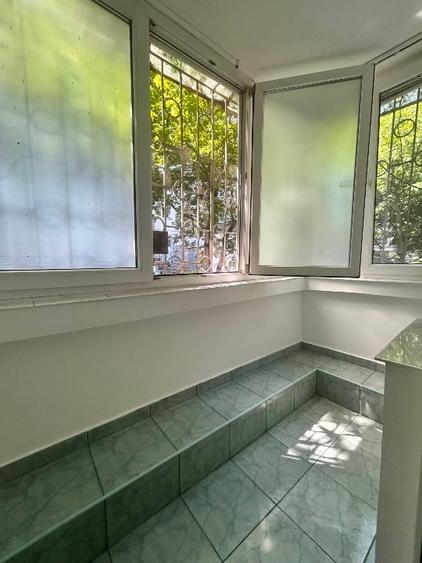 Apartament cu 2 camere decomandat, mobilat în Crângași