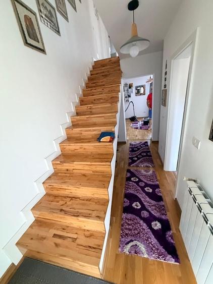 Duplex cu 3 camere cu Canalizare în Bărăbanț