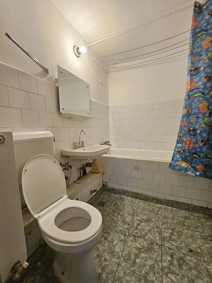 Apartament cu 3 camere decomandat în Exercițiu