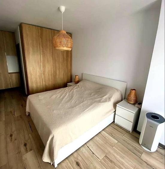 Apartament cu 3 camere decomandat în Bună Ziua