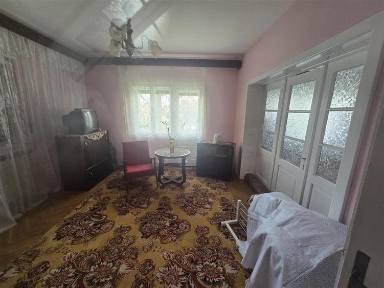 Duplex cu 5 camere cu Canalizare în Central