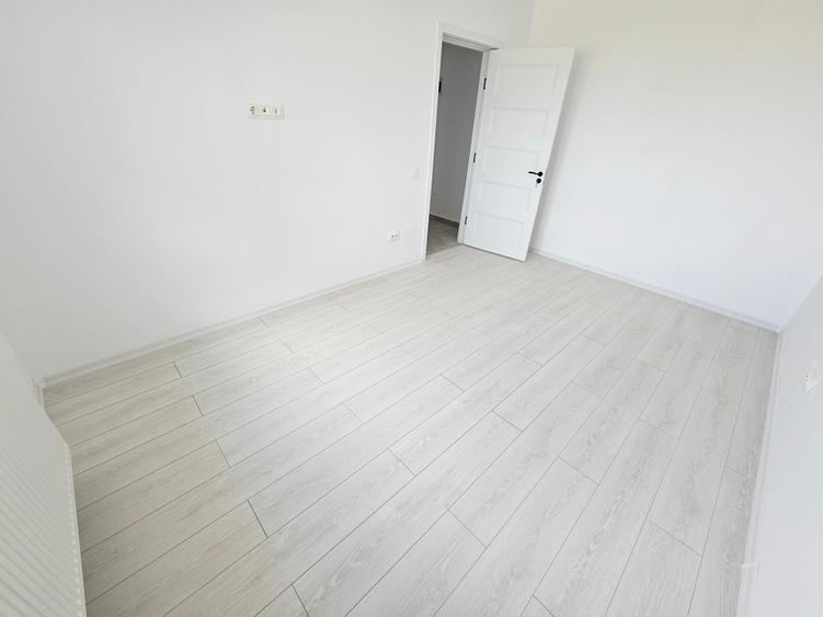 Apartament cu 2 camere decomandat în Haliu