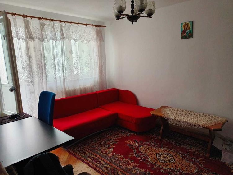 Apartament cu 2 camere decomandat în Decebal