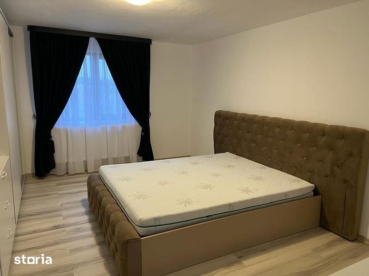 Casă cu 4 camere cu Teren 250 Mp în Ulmi