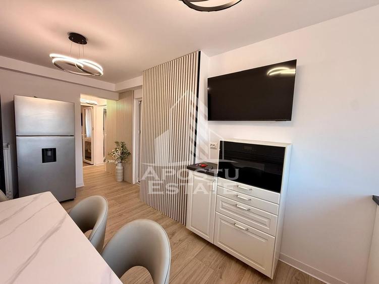 Apartament cu 3 camere decomandat, mobilat în Soarelui