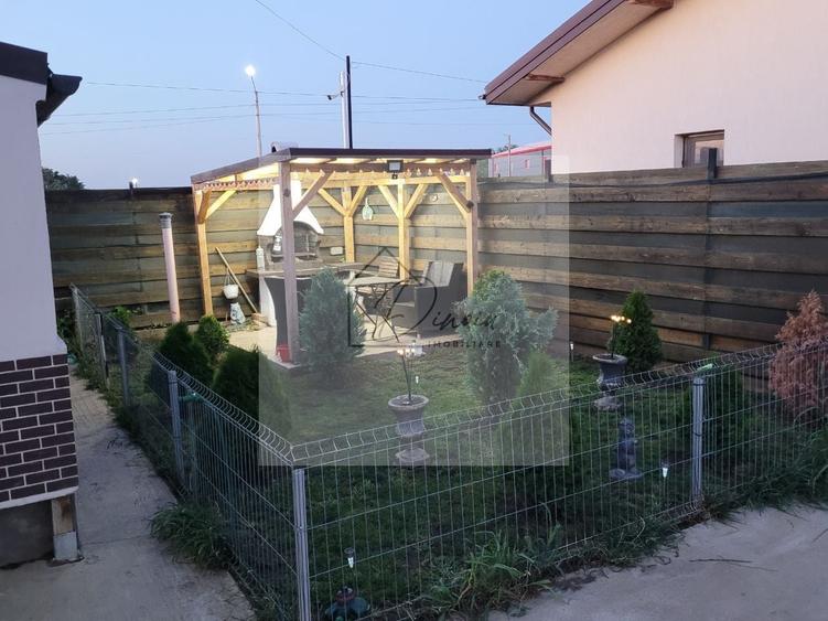 Casă individuală cu 4 camere cu Canalizare în Berceni
