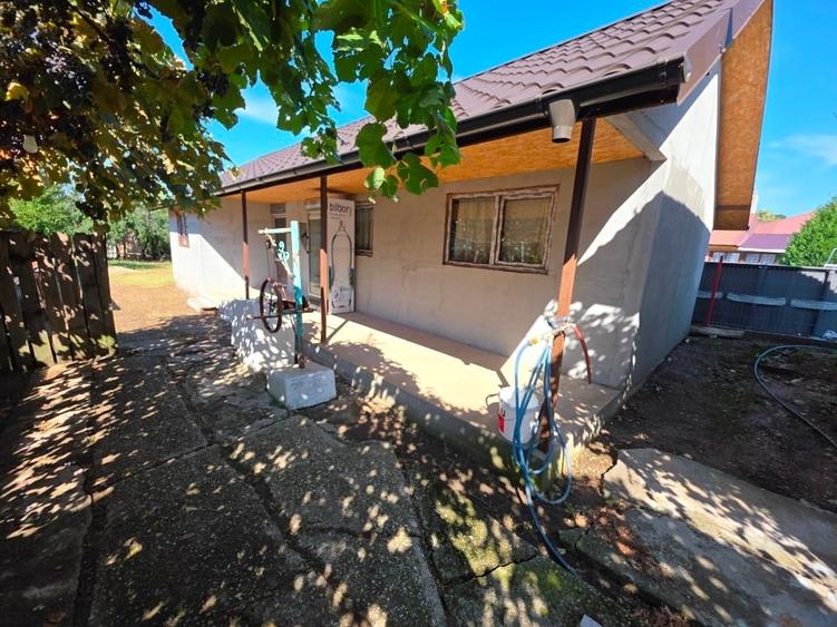 Teren Construcții intravilan de 2600 mp, în Beuca