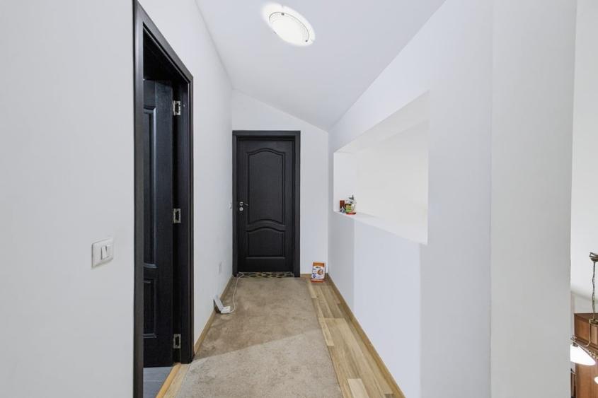 Casă individuală cu 4 camere cu Teren 380 Mp în Berceni