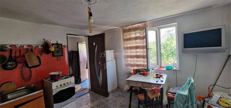 Casă cu Teren 3340 Mp în Brebu
