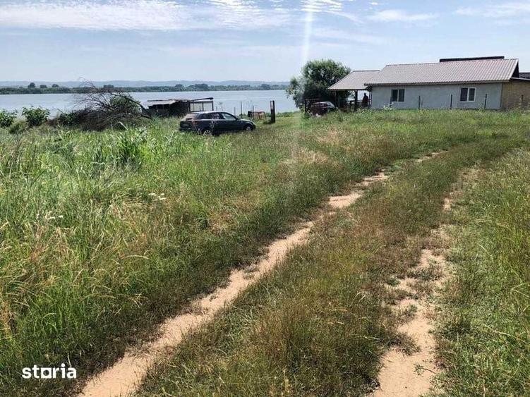 Teren de 500 mp, în Burila Mare