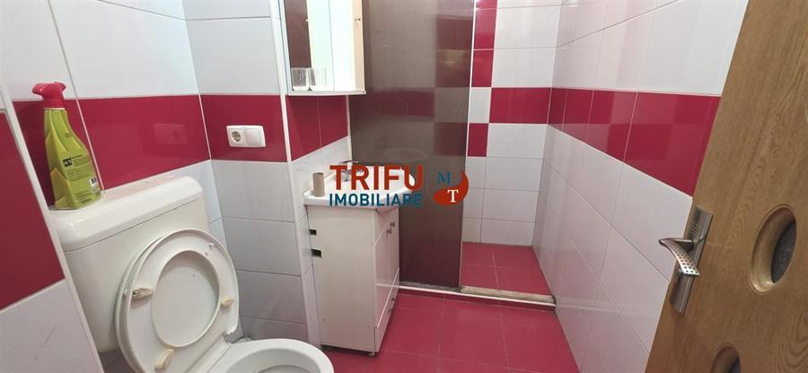 Apartament cu 3 camere decomandat, mobilat în Cetate
