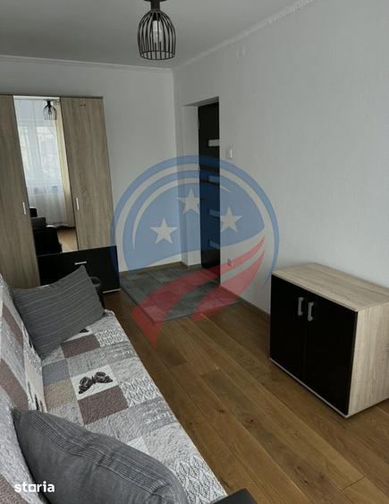 Apartament cu 3 camere în 1 Mai