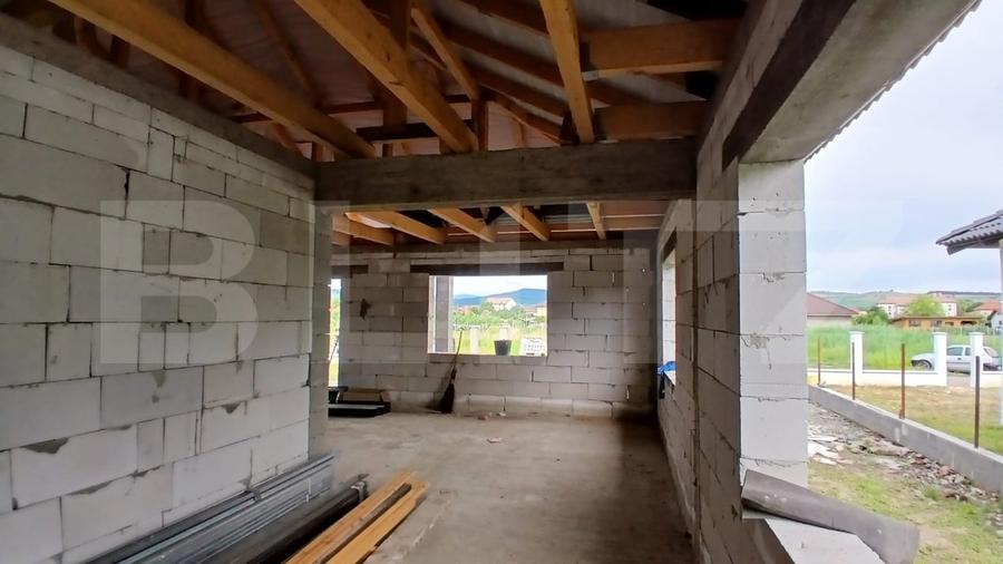 Casă individuală cu 3 camere cu Canalizare în Suseni