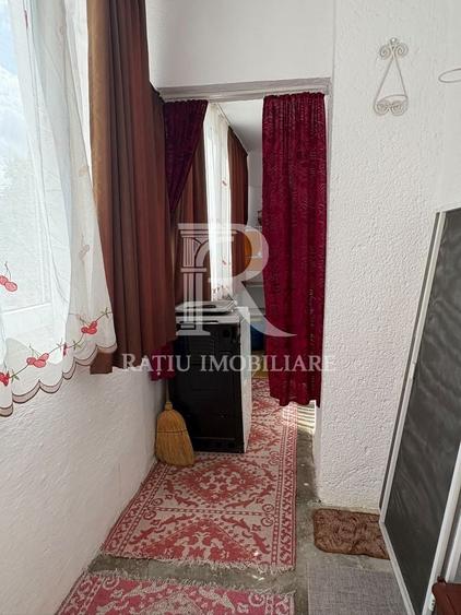 Apartament cu 3 camere decomandat, mobilat în Dacia