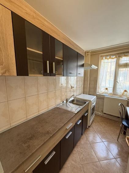 Apartament cu 2 camere decomandat în Dărmănești
