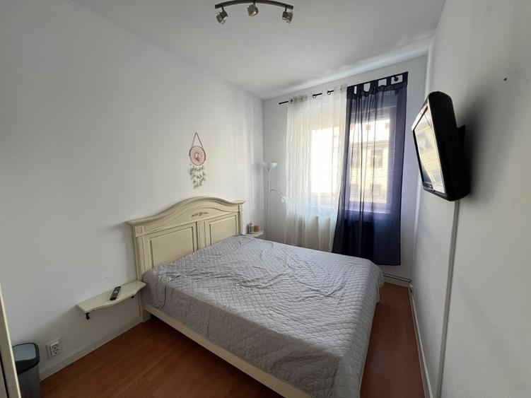 Apartament cu 2 camere decomandat, mobilat în Brașovul Vechi