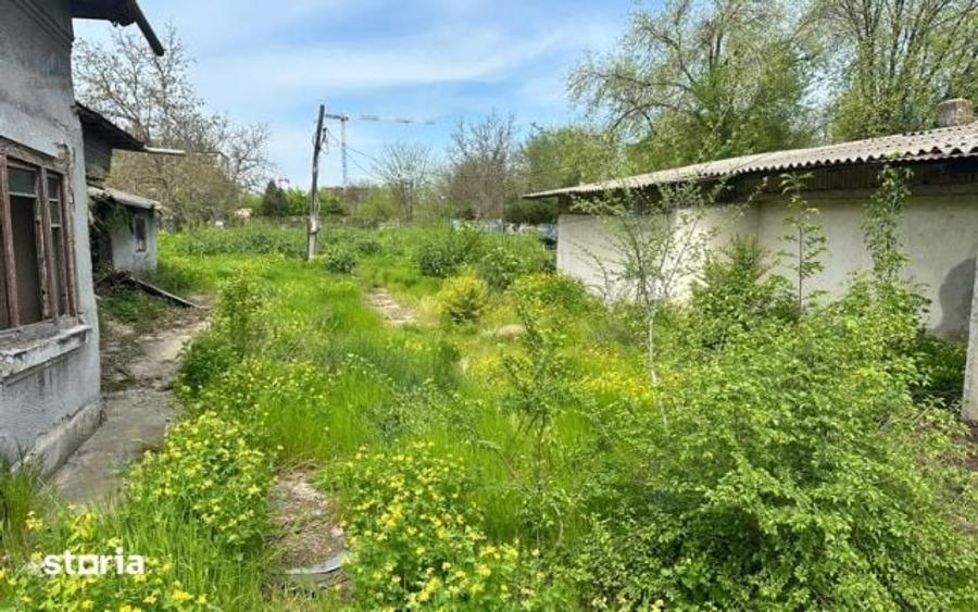 Teren de 1456 mp, în Central