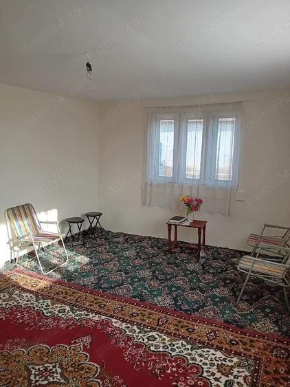 Casă cu 3 camere cu Teren 855 Mp în Central