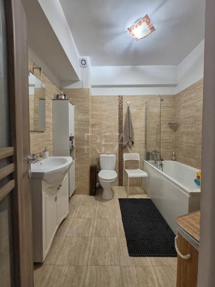 Apartament cu 3 camere decomandat în Bucureștii Noi