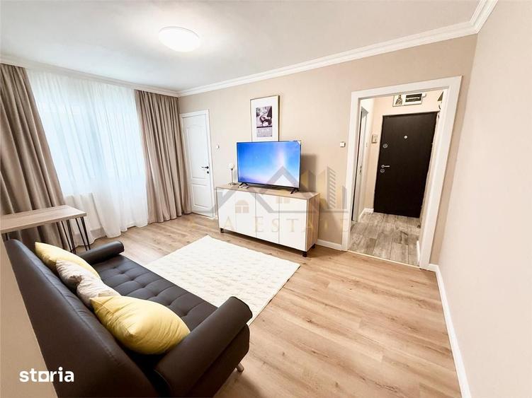 Apartament cu 3 camere semidecomandat în Circumvalațiunii