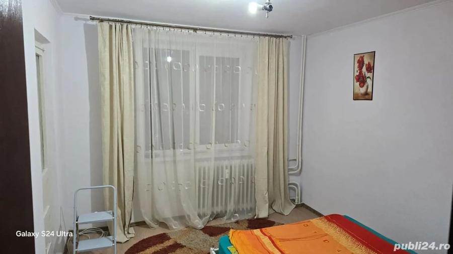 Apartament cu 3 camere semidecomandat, mobilat în Drumul Taberei