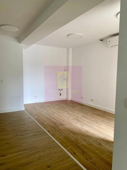 Apartament cu 3 camere decomandat în Armeneasca