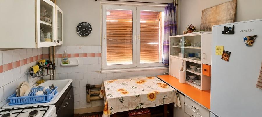 Apartament cu 3 camere în Rogerius