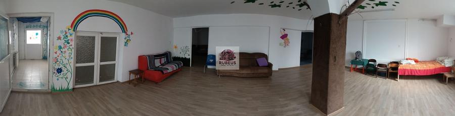 Casă individuală cu 9 camere cu Canalizare în Mărăcineanu