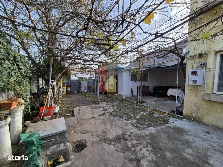 Casă cu 3 camere în Nicolae Bălcescu