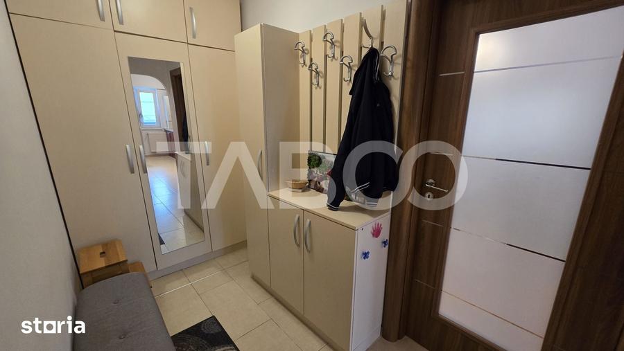 Apartament de vanzare 2 camere decomandate bloc cu lift zona Centrala - 3
