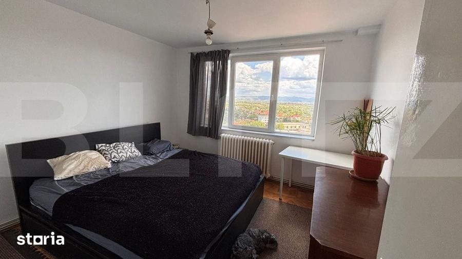 Apartament cu 2 camere semidecomandat în Simeria