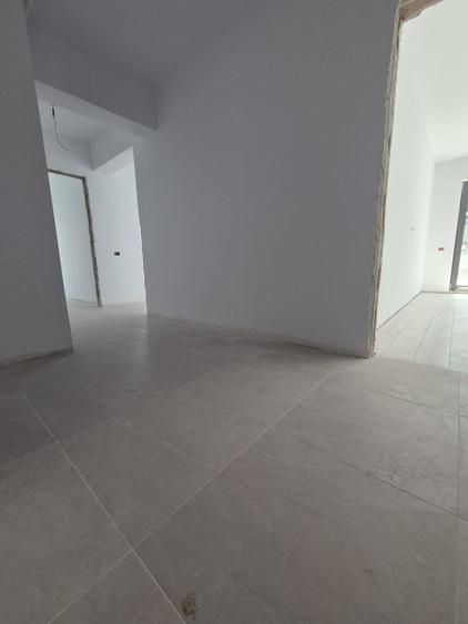 Apartament cu 3 camere decomandat, mobilat în Nicolae Grigorescu