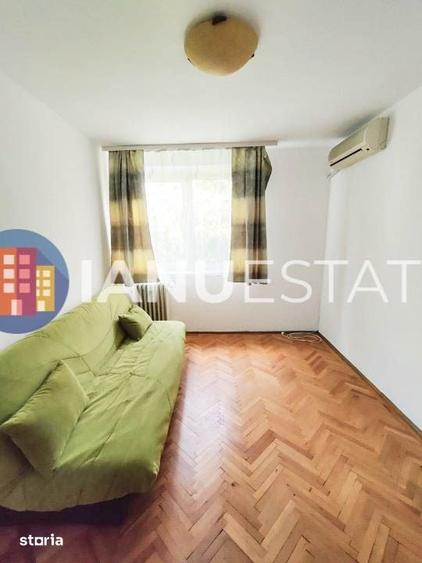 Apartament cu 3 camere semidecomandat în Dristor