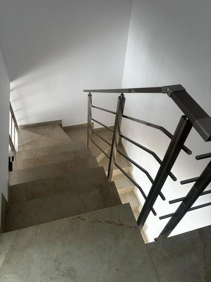 Apartament cu 3 camere, mobilat în Rahova