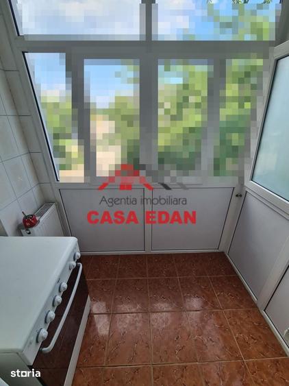 Apartament cu 2 camere decomandat în Piața Centrală