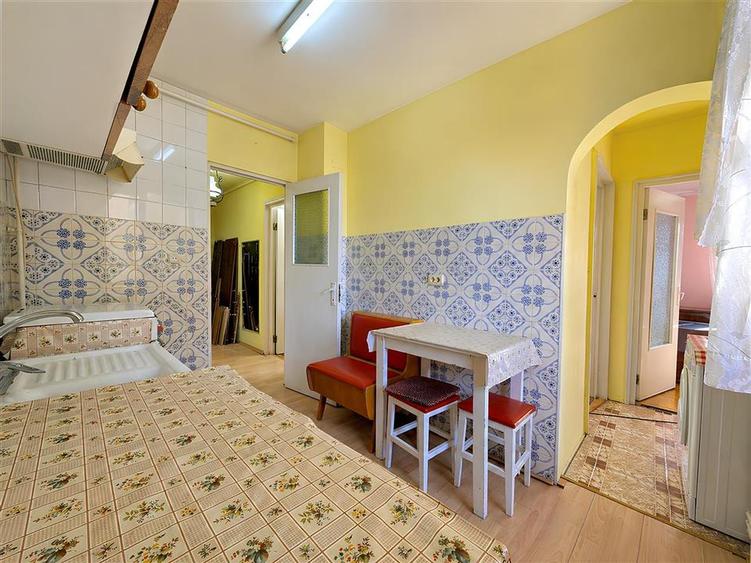 Apartament cu 2 camere circular în Astra