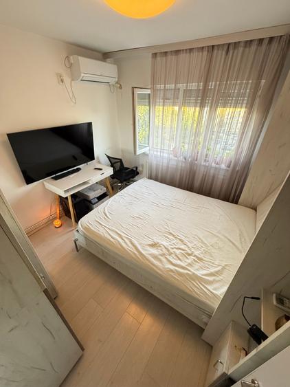 Apartament cu 3 camere decomandat în Valea Rosie