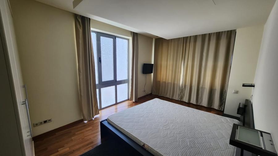 Apartament cu 3 camere decomandat în Iancu Nicolae