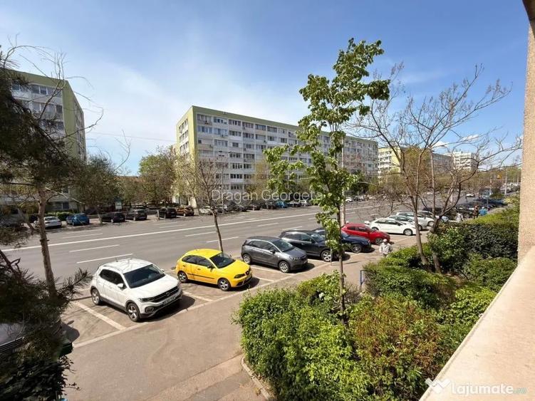 TINERETULUI METROU- CANTEMIR,Vanzare 2 CAMERE, PRETABIL BIROU