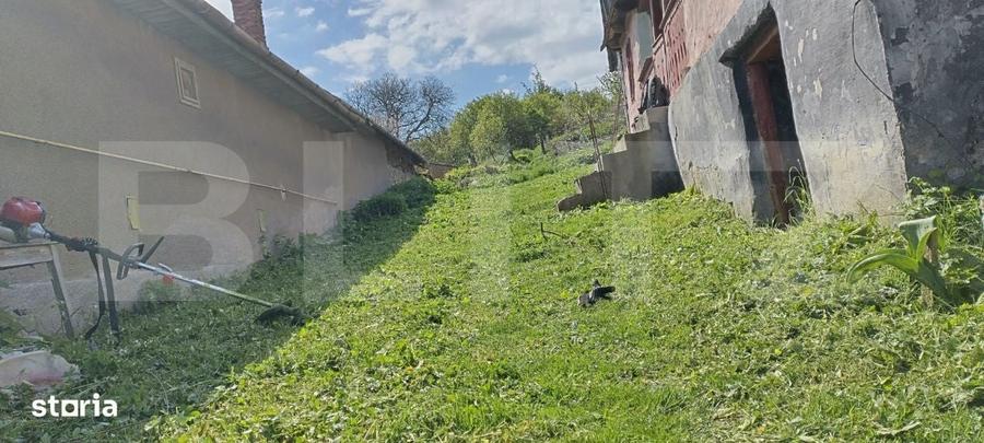 Casă cu 2 camere cu Teren 2111 Mp în Mihai Viteazu