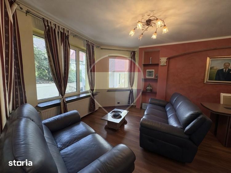 Casă cu 5 camere cu Teren 600 Mp în Ultracentral