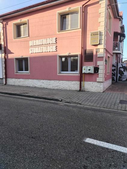 Spațiu comercial, în Central