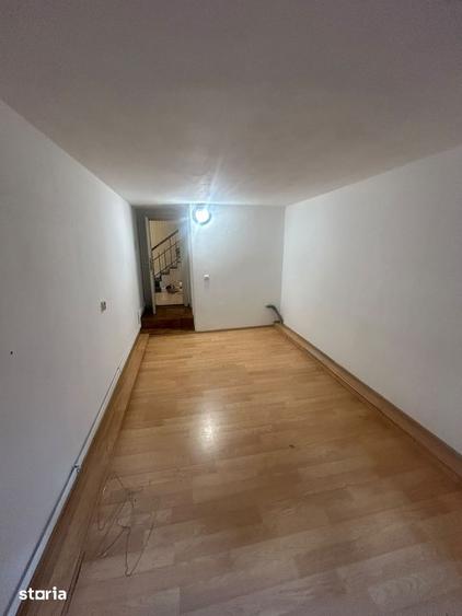 Casă cu 5 camere cu Teren 500 Mp în Floreasca
