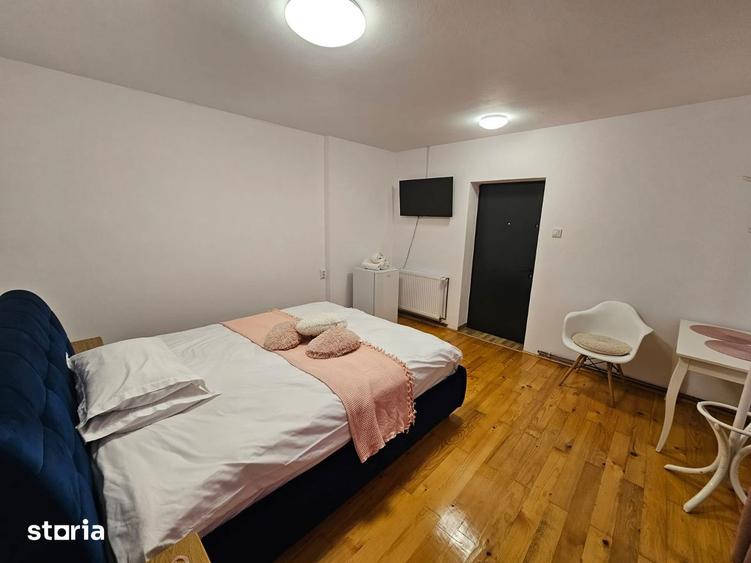Casă cu 3 camere cu Teren 500 Mp în Central