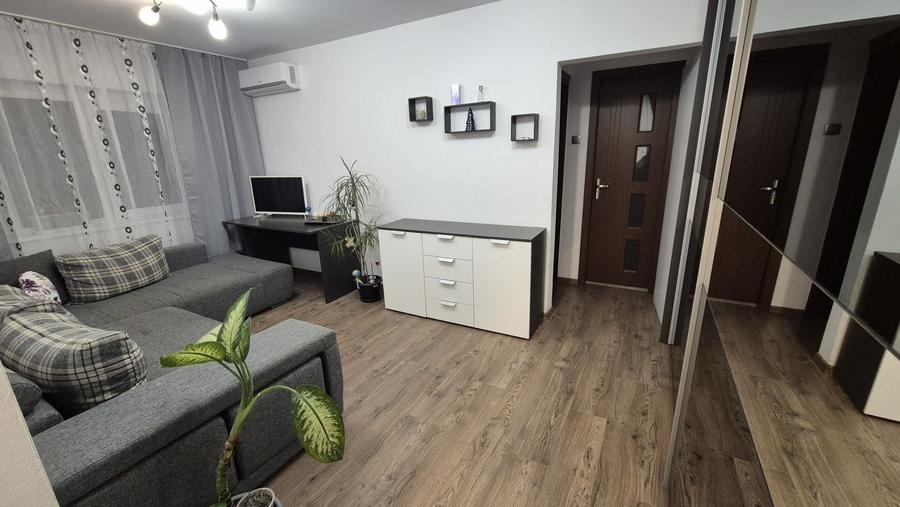 Apartament cu 3 camere decomandat în Calea Aradului